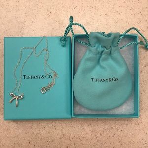 Tiffany bow necklace
